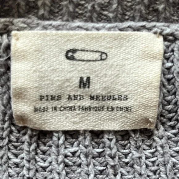 Urban Outfitters Pins & Needles Oversized Lace Trim Sweater Gray Knit Cozy Sz M - Picture 7 of 12